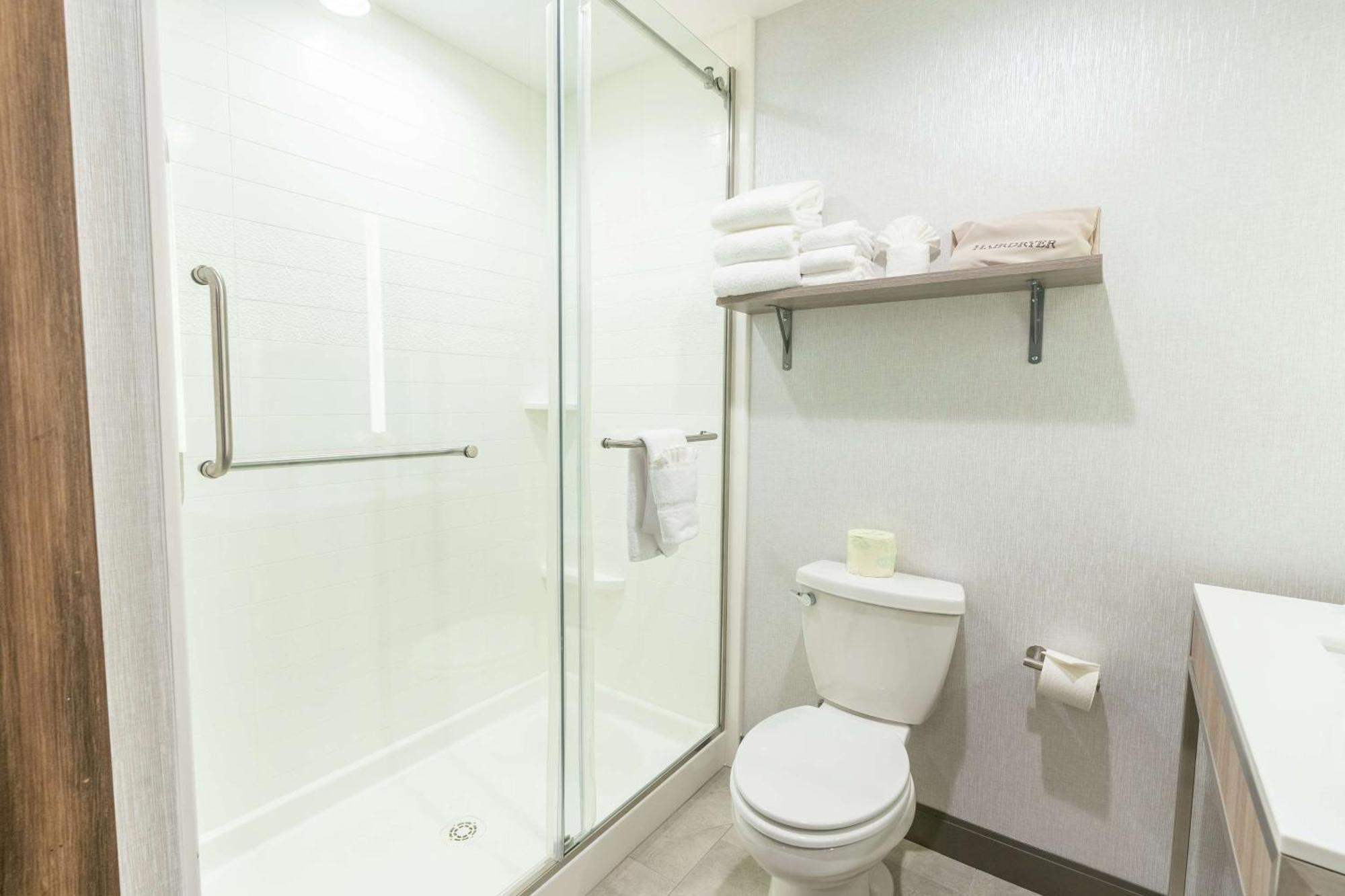 Hilton Garden Inn Wichita Downtown, Ks מראה חיצוני תמונה