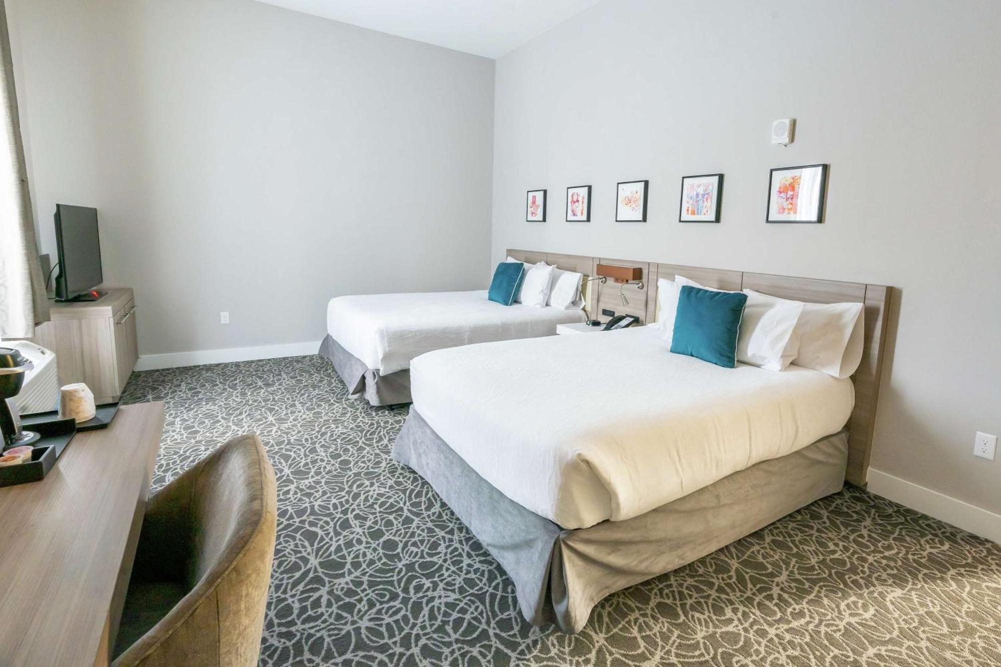 Hilton Garden Inn Wichita Downtown, Ks מראה חיצוני תמונה