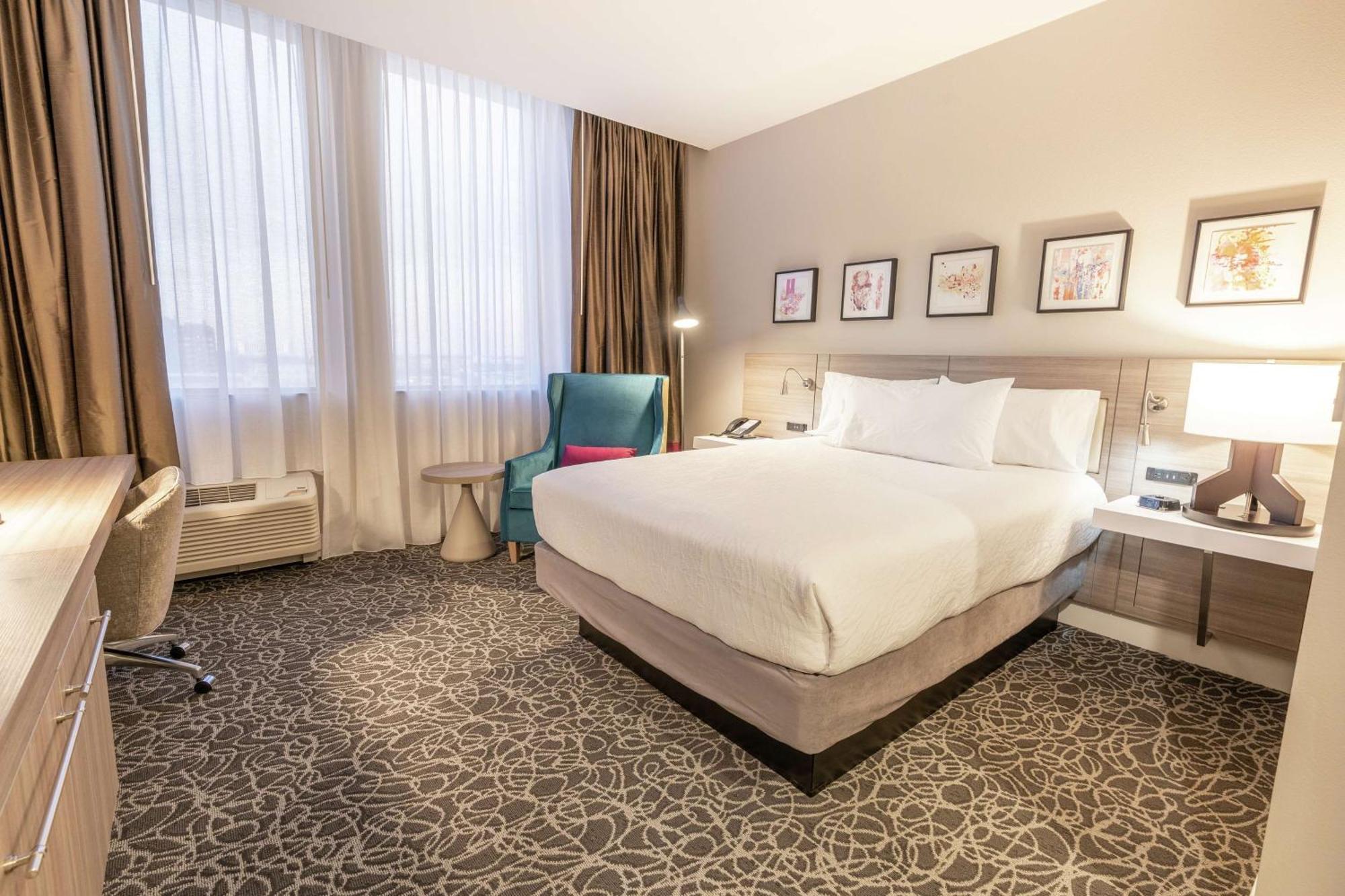 Hilton Garden Inn Wichita Downtown, Ks מראה חיצוני תמונה